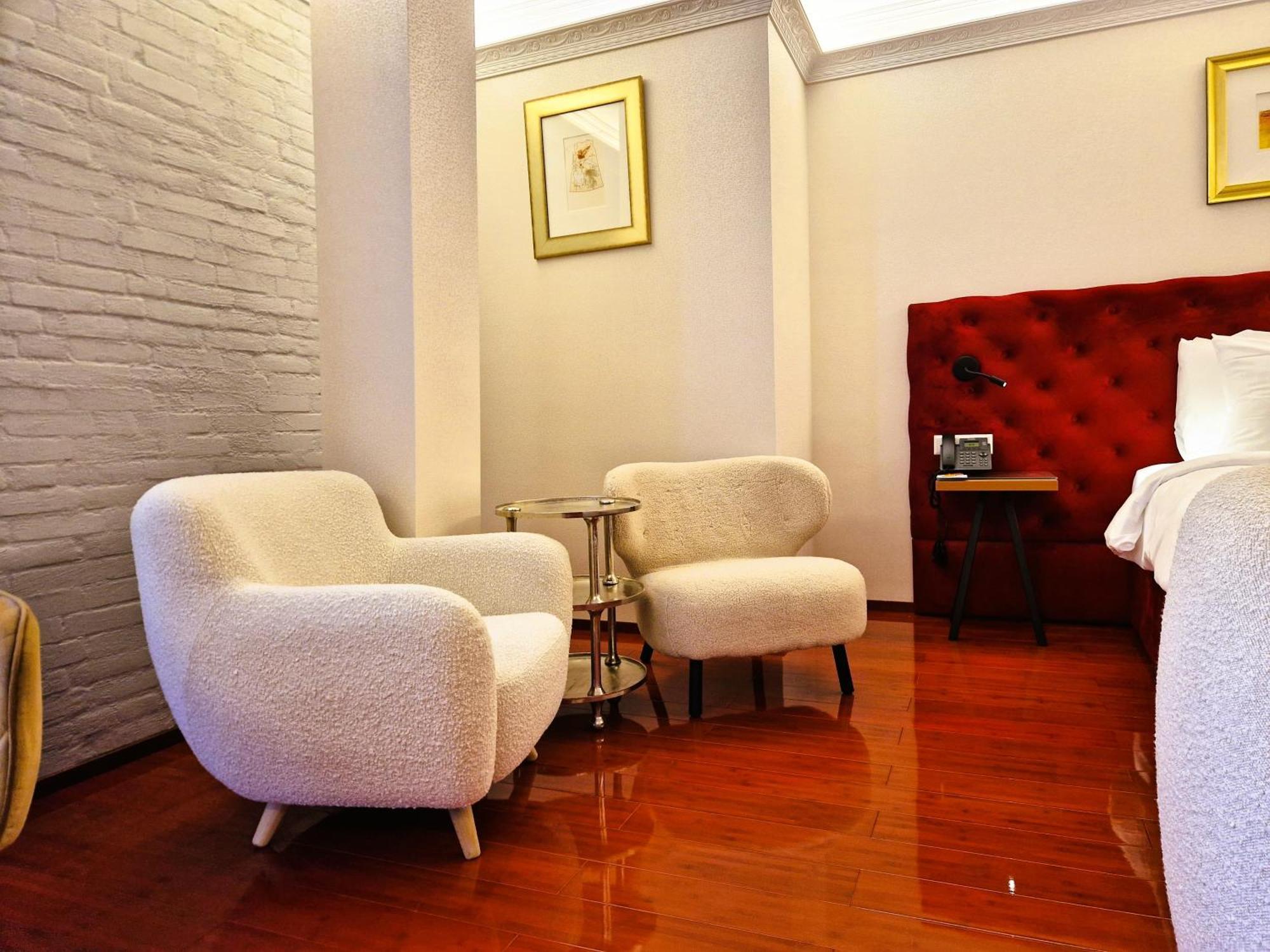 Hotel Chasse Residency 4*